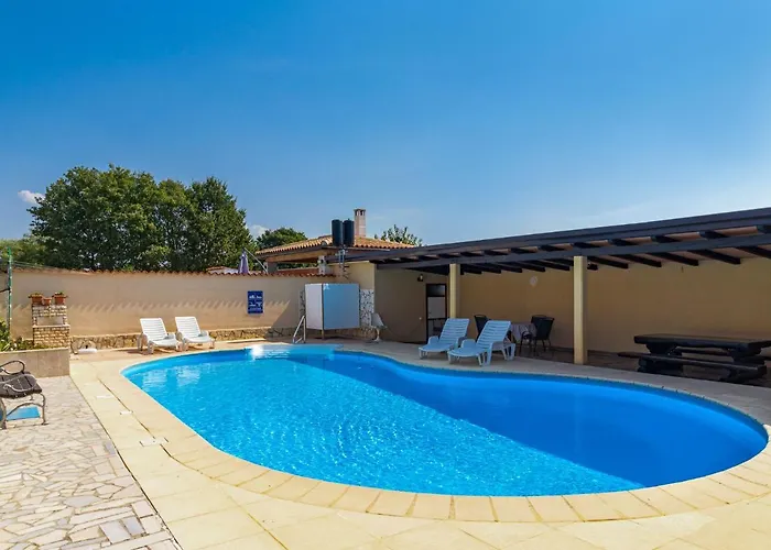 Dika By Interhome Apartman Poreč